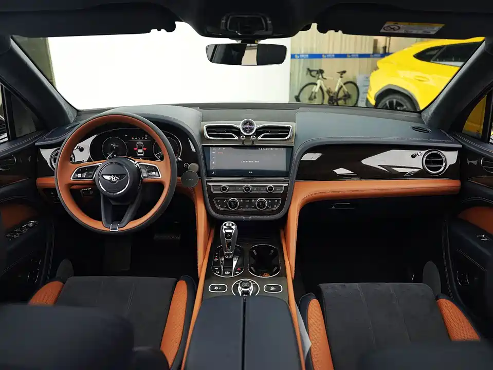 Bentley Tim Yue Bentley Tim Yue