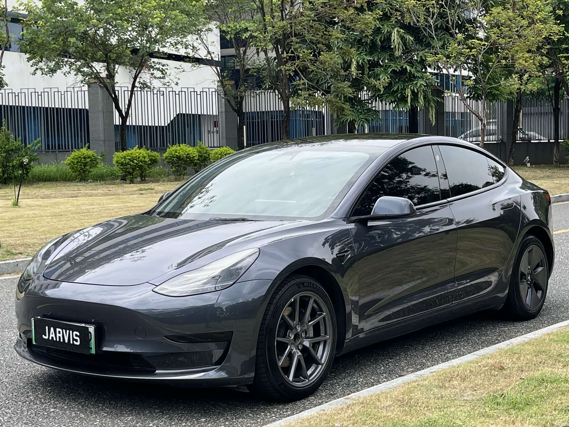 Tesla Model 3, 2021 1