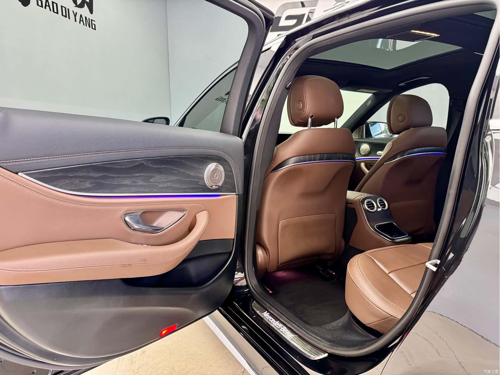 Mercedes-Benz E-Class, 2022 10