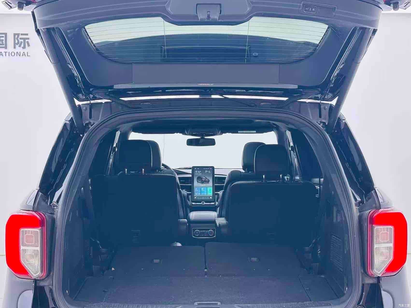 Ford Explorer, 2021 17