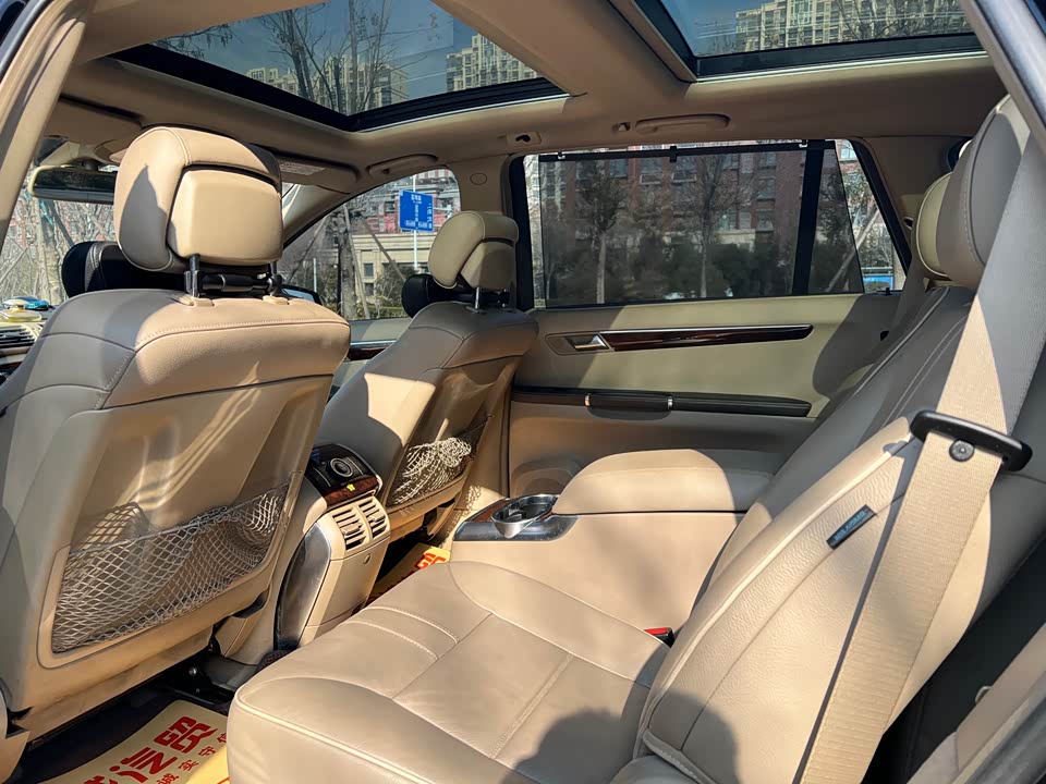 Mercedes-Benz R-class