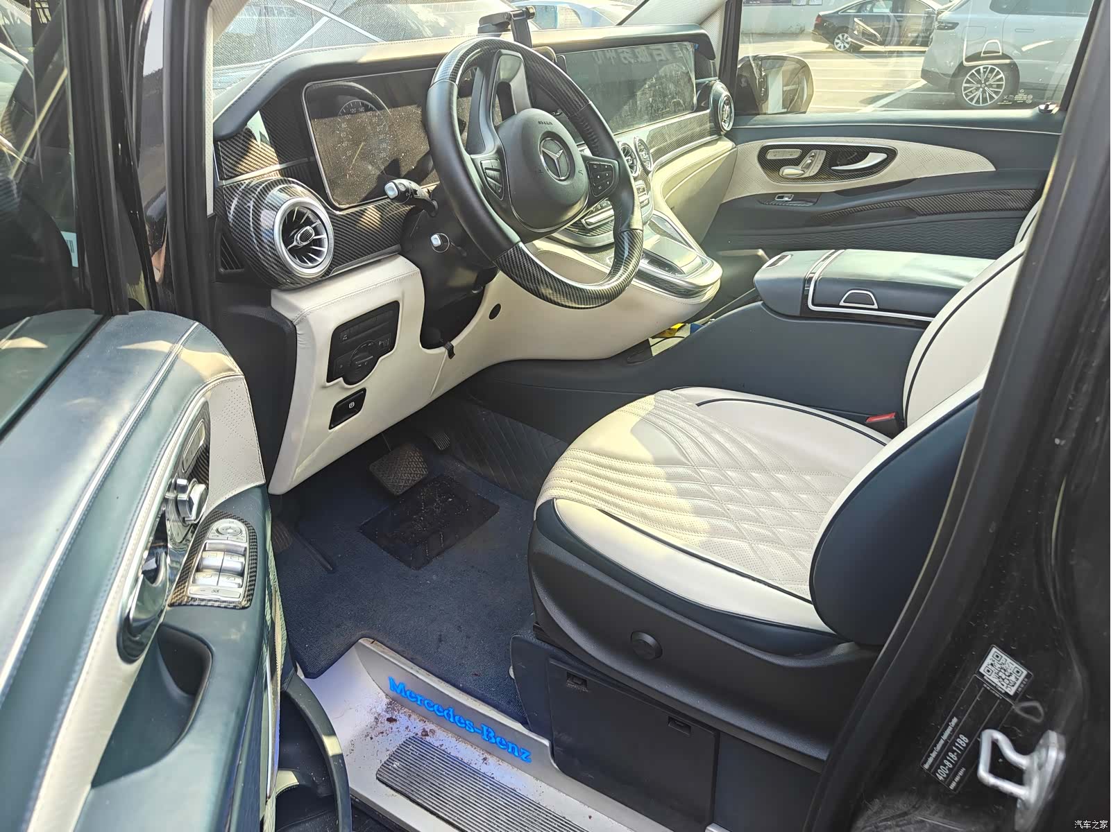 Mercedes-Benz 7, 2024 3