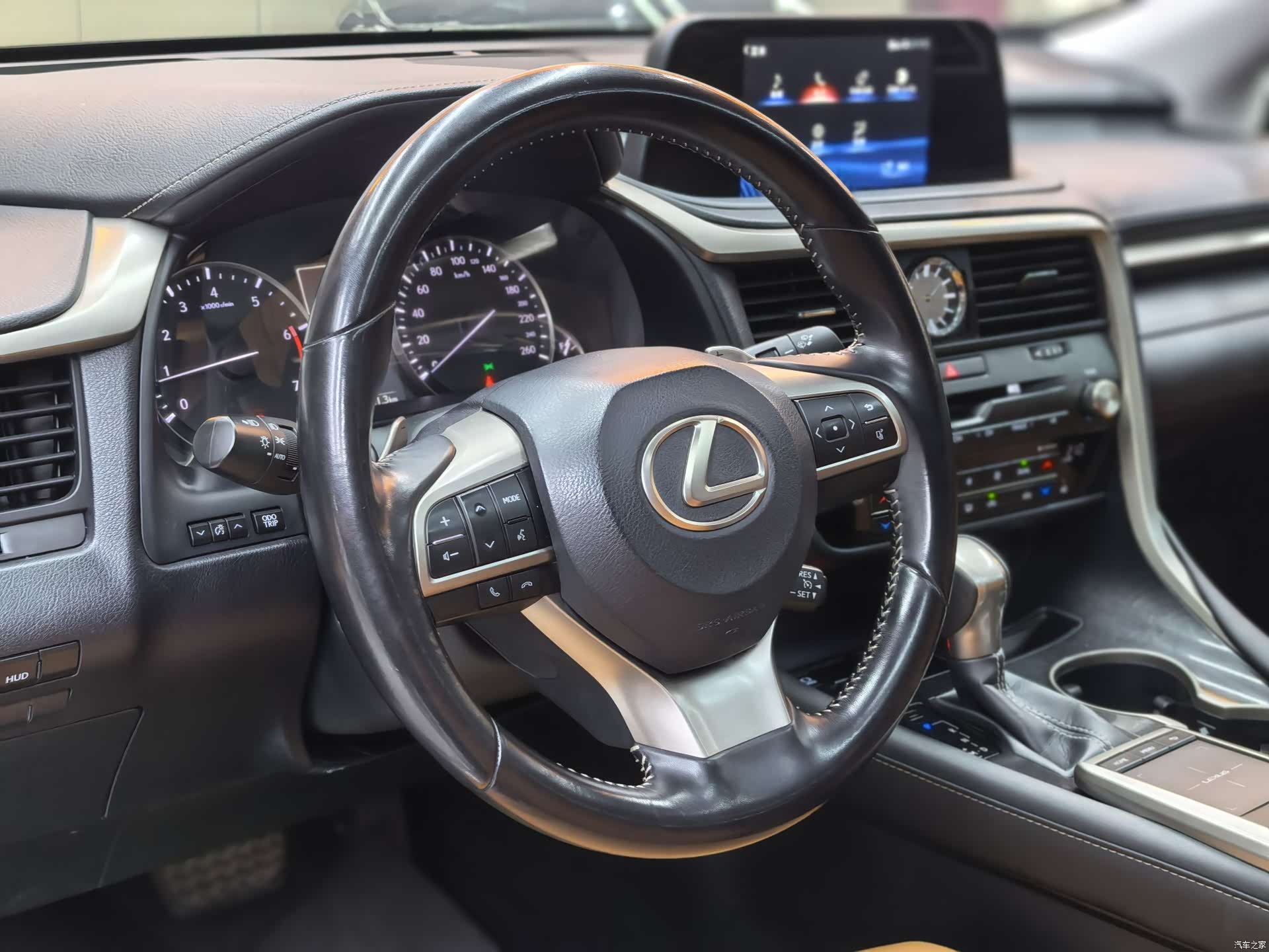 Lexus RX, 2021 15