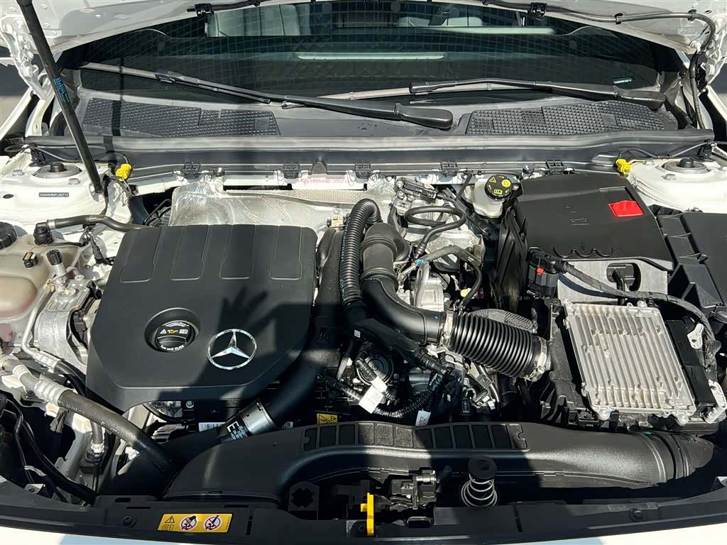 Mercedes-Benz A-Class, 2023 12