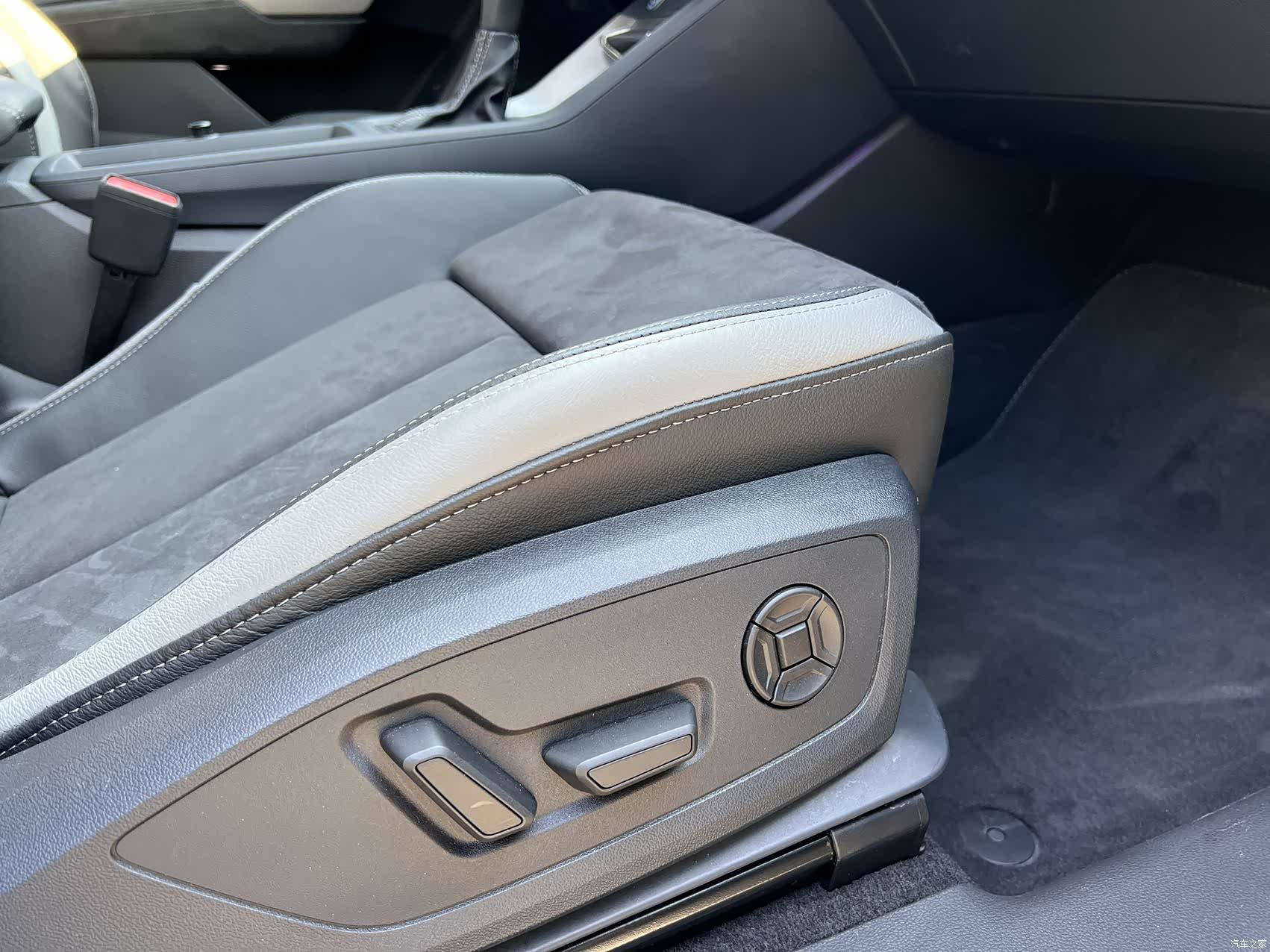 Audi Q3, 2023 19