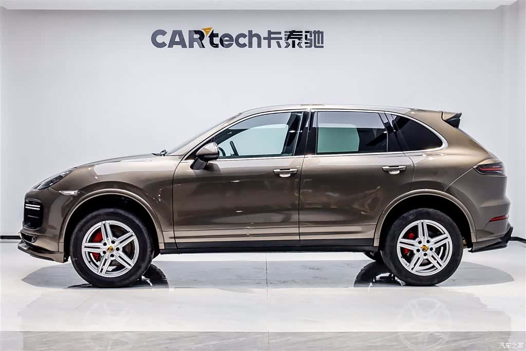 Porsche Cayenne, 2012 все фото