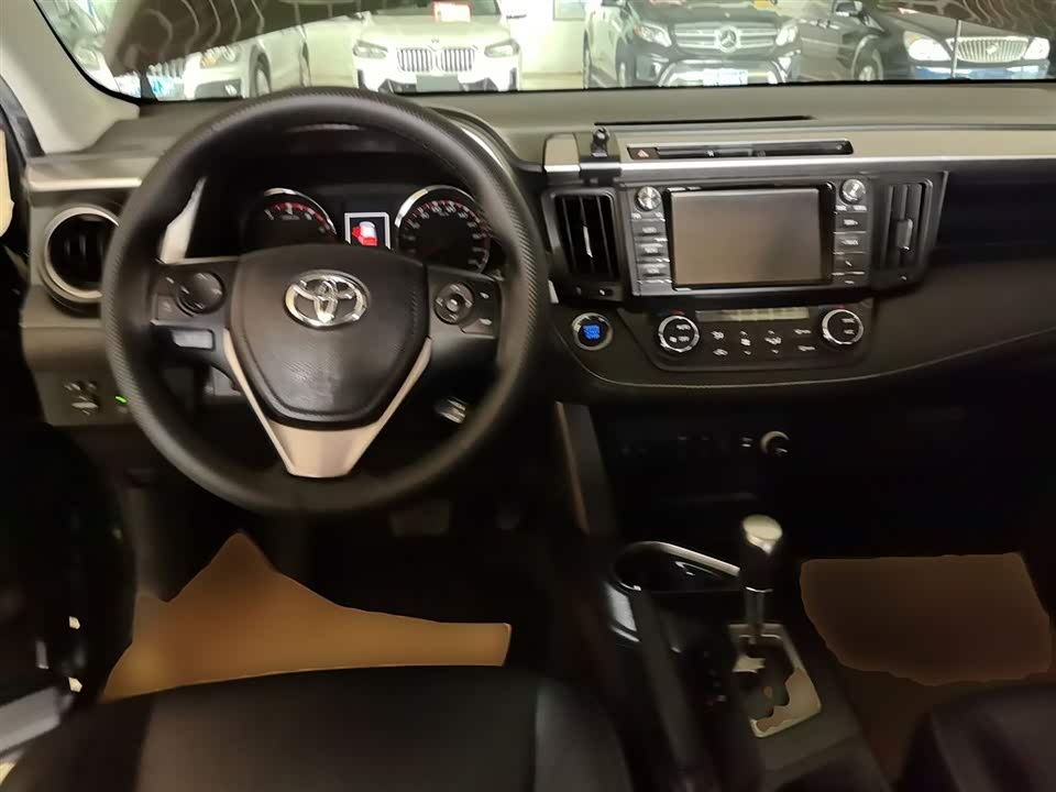 Toyota RAV4 Rongfang