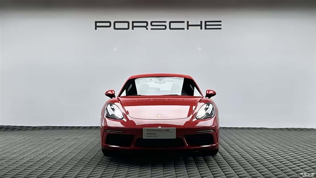 Porsche Cayman, 2018 2