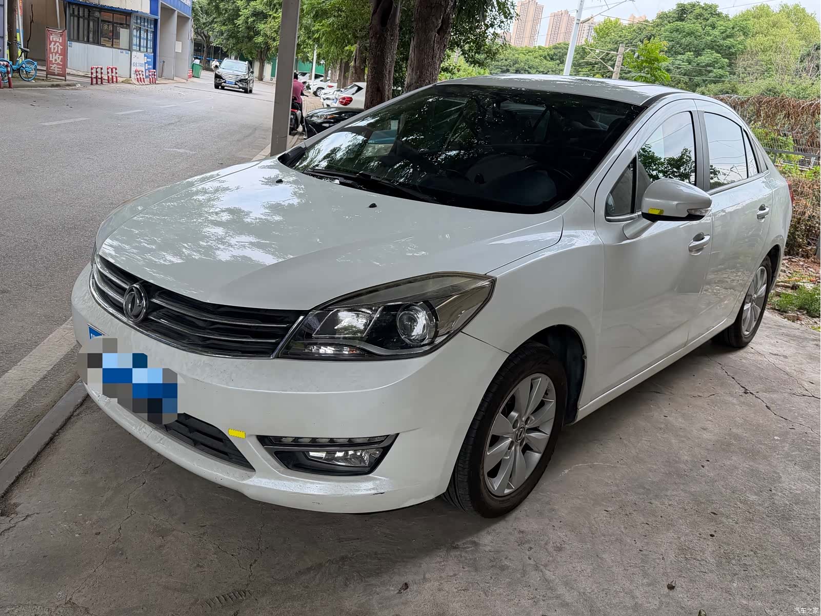 DongFeng L60, 2016 1