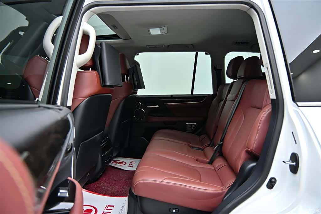 Lexus LX, 2022 12