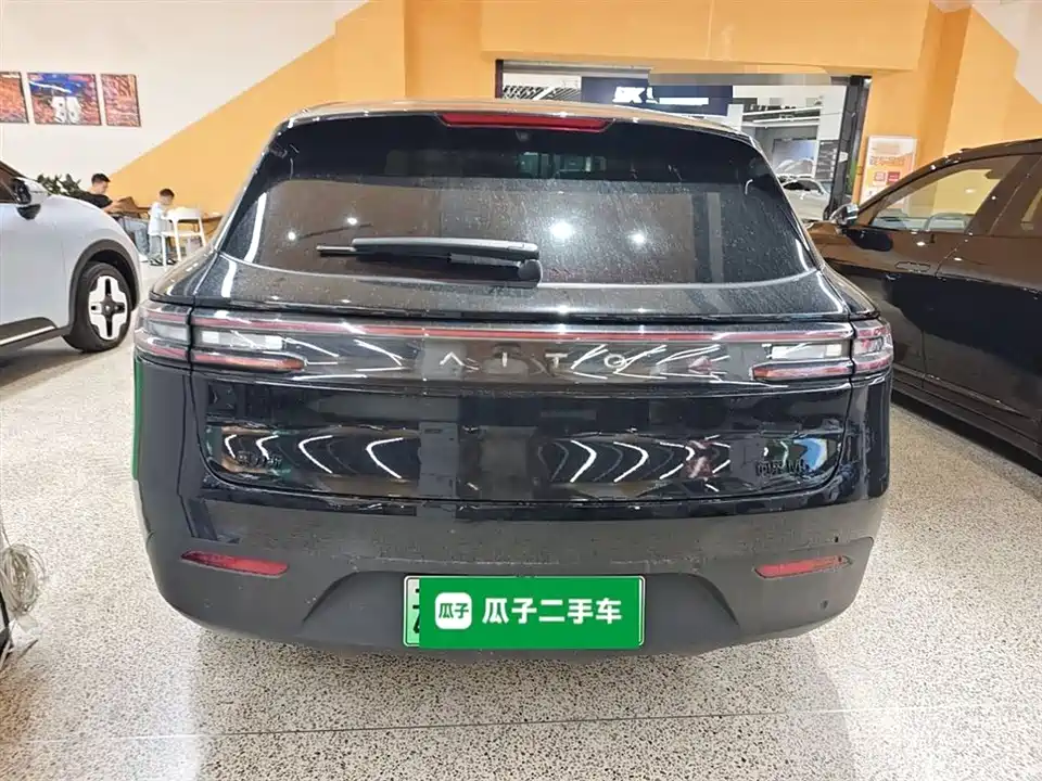 HarmonyOS Ask the world M5