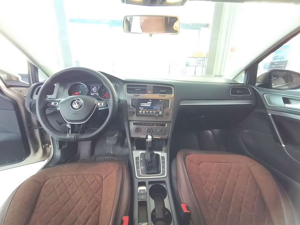 Volkswagen golf