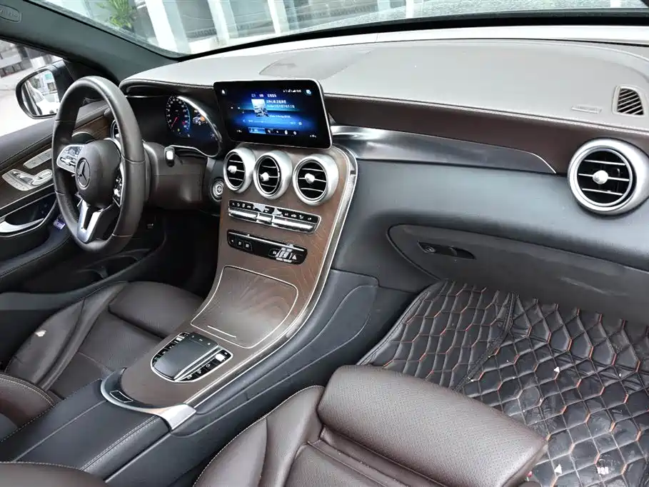 Mercedes-Benz GLC Mercedes-Benz GLC