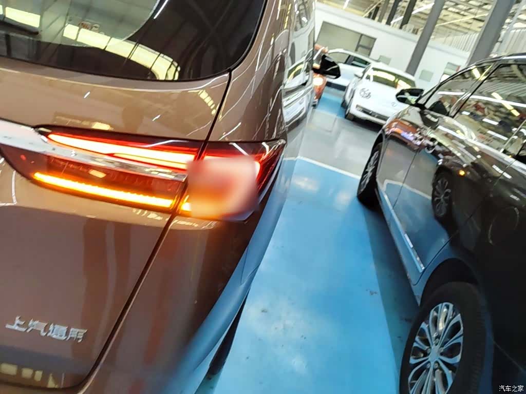 Buick GL8, 2022 24