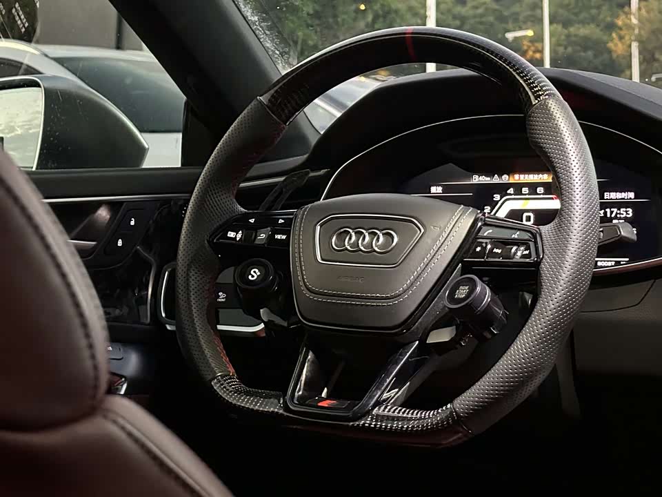 Audi A7L