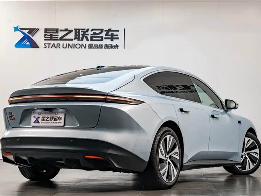 NIO ET5 NIO ET5