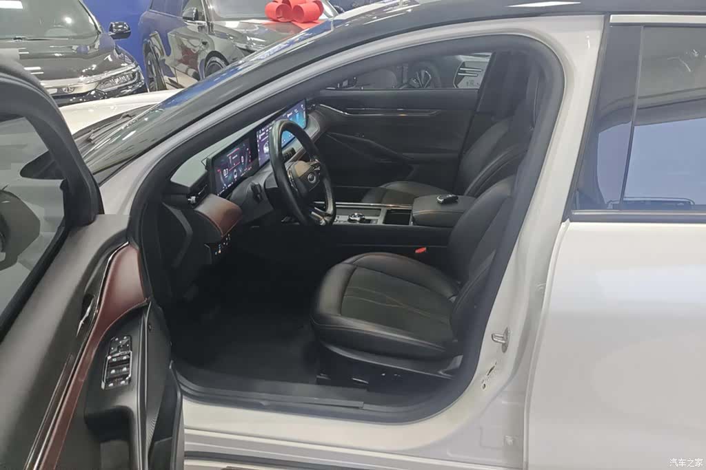 Ford Mondeo, 2024 9