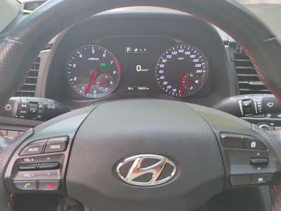 Hyundai Lead