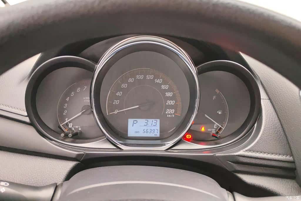 Toyota YARiS L, 2020 14