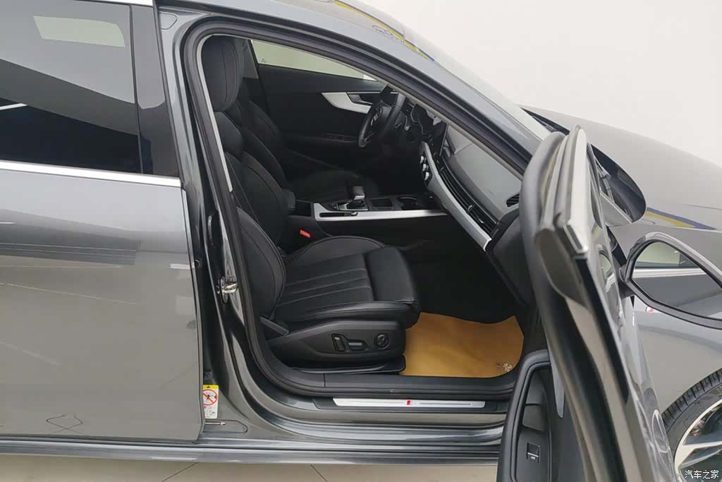 Audi A4L, 2023 8
