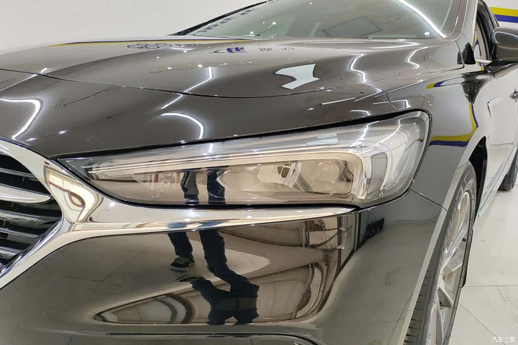 Buick LaCrosse, 2023 все фото