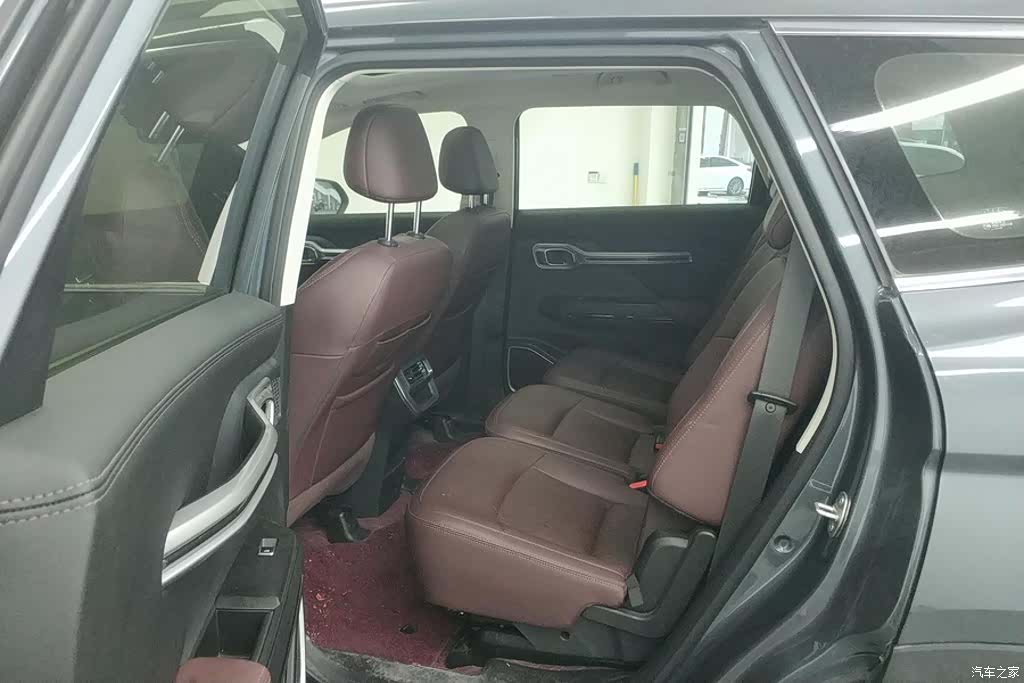 Geely Haoyue, 2022 11