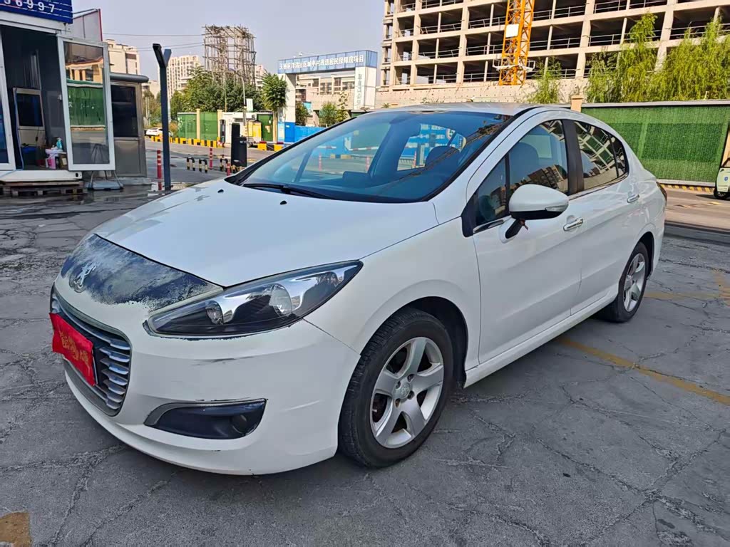 Peugeot 308 2014 1.6L MT