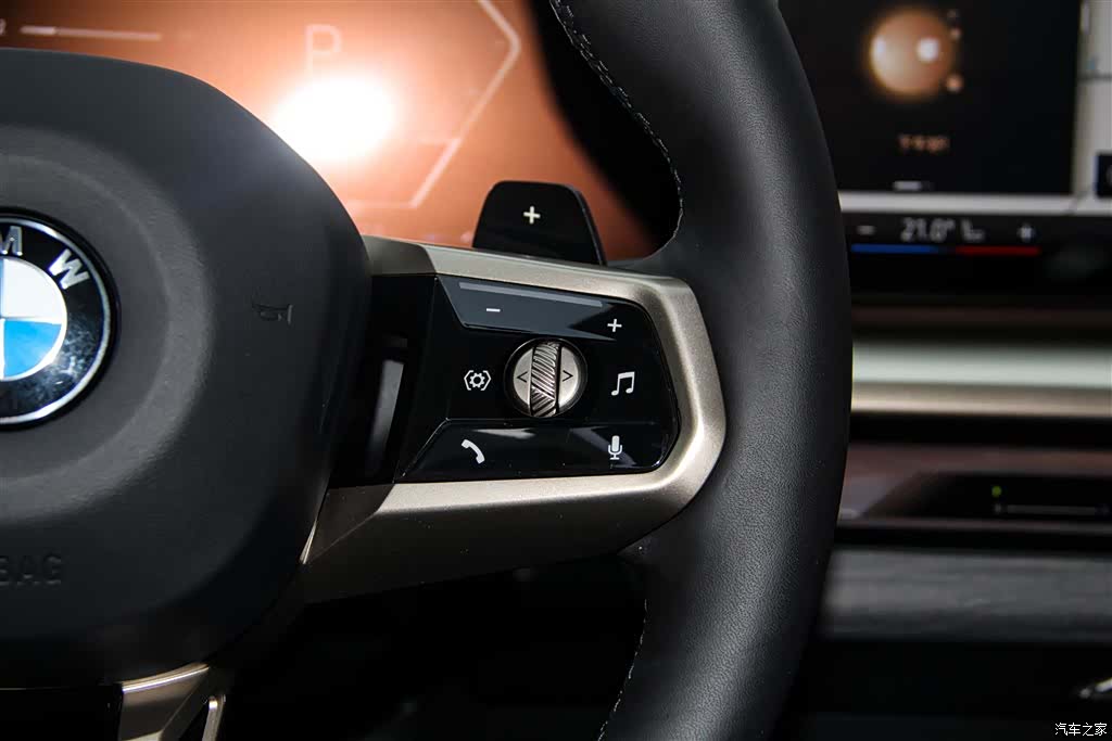 BMW 5 Series, 2025 28