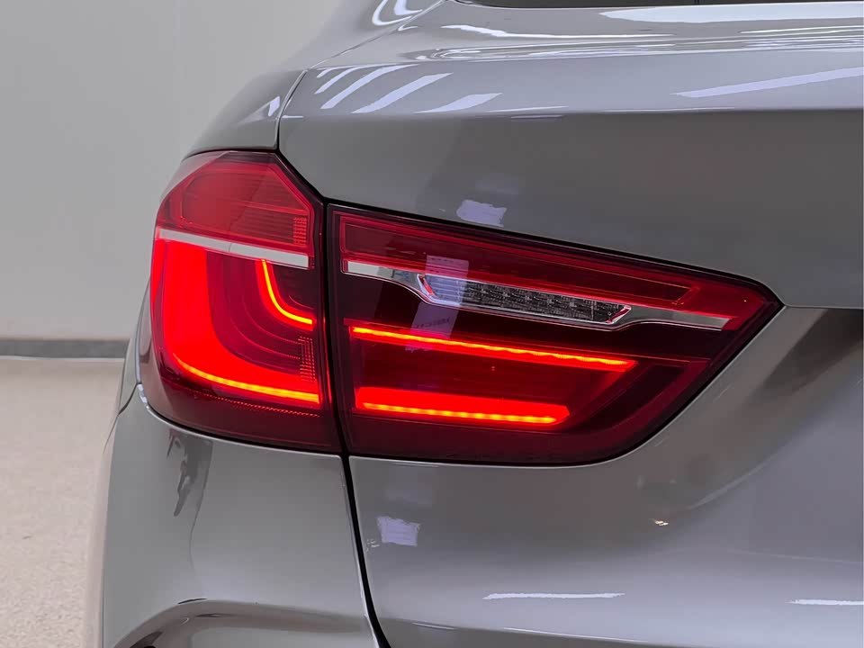 BMW X6 M