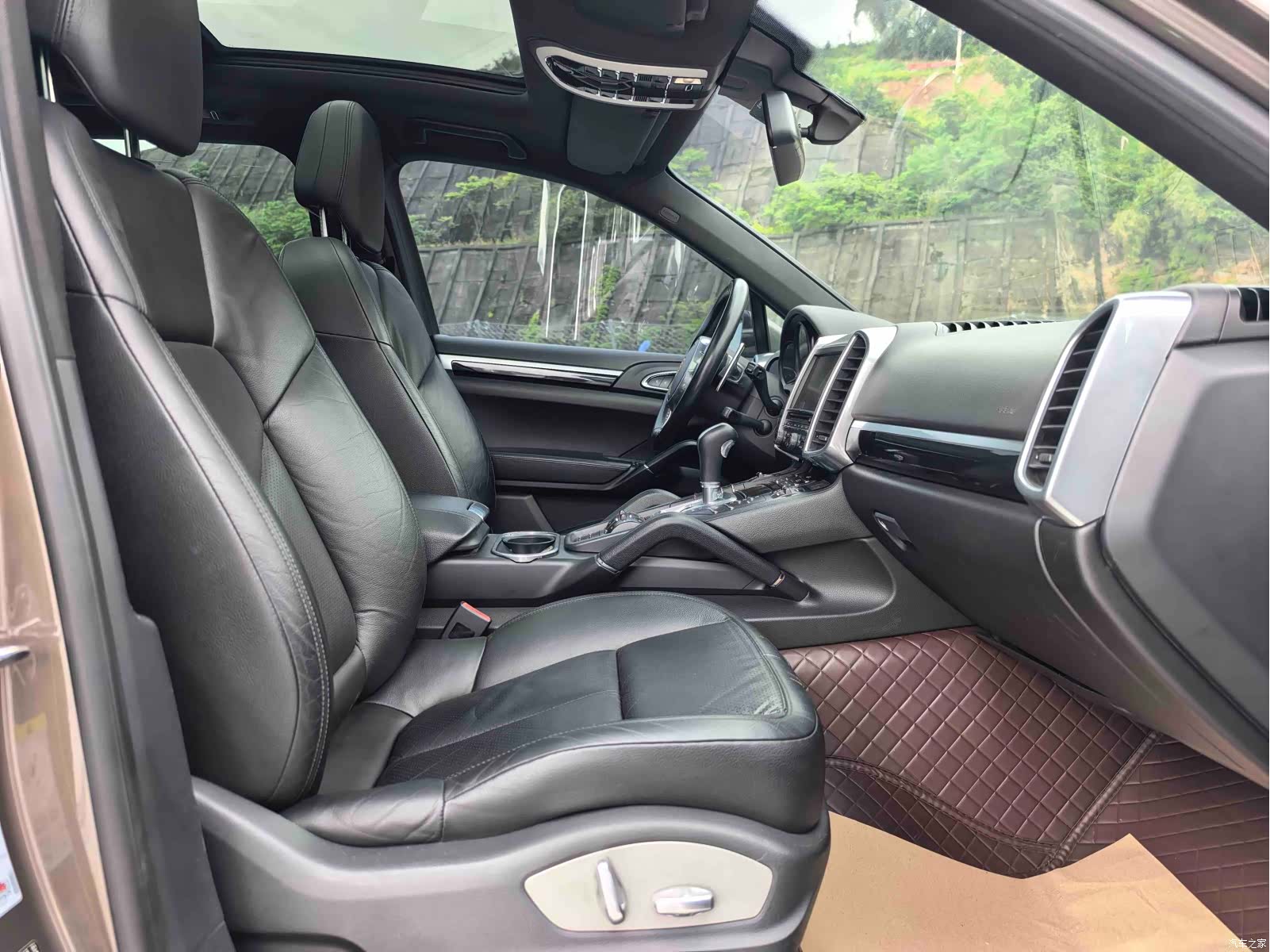 Porsche Cayenne, 2014 11