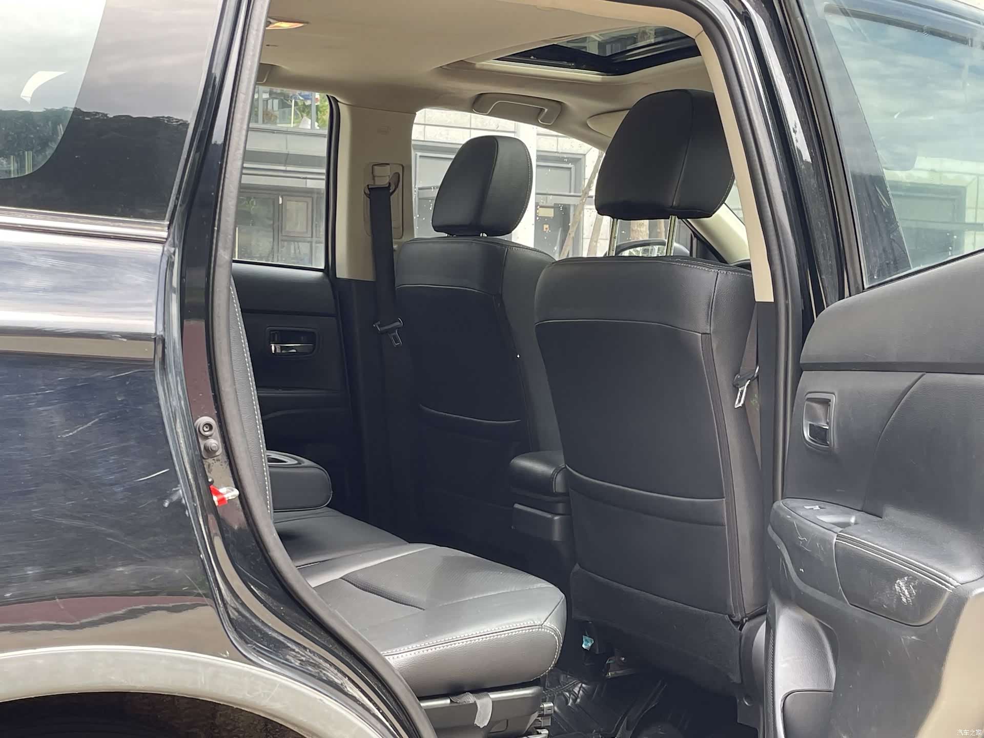 Mitsubishi Outlander, 2018 6