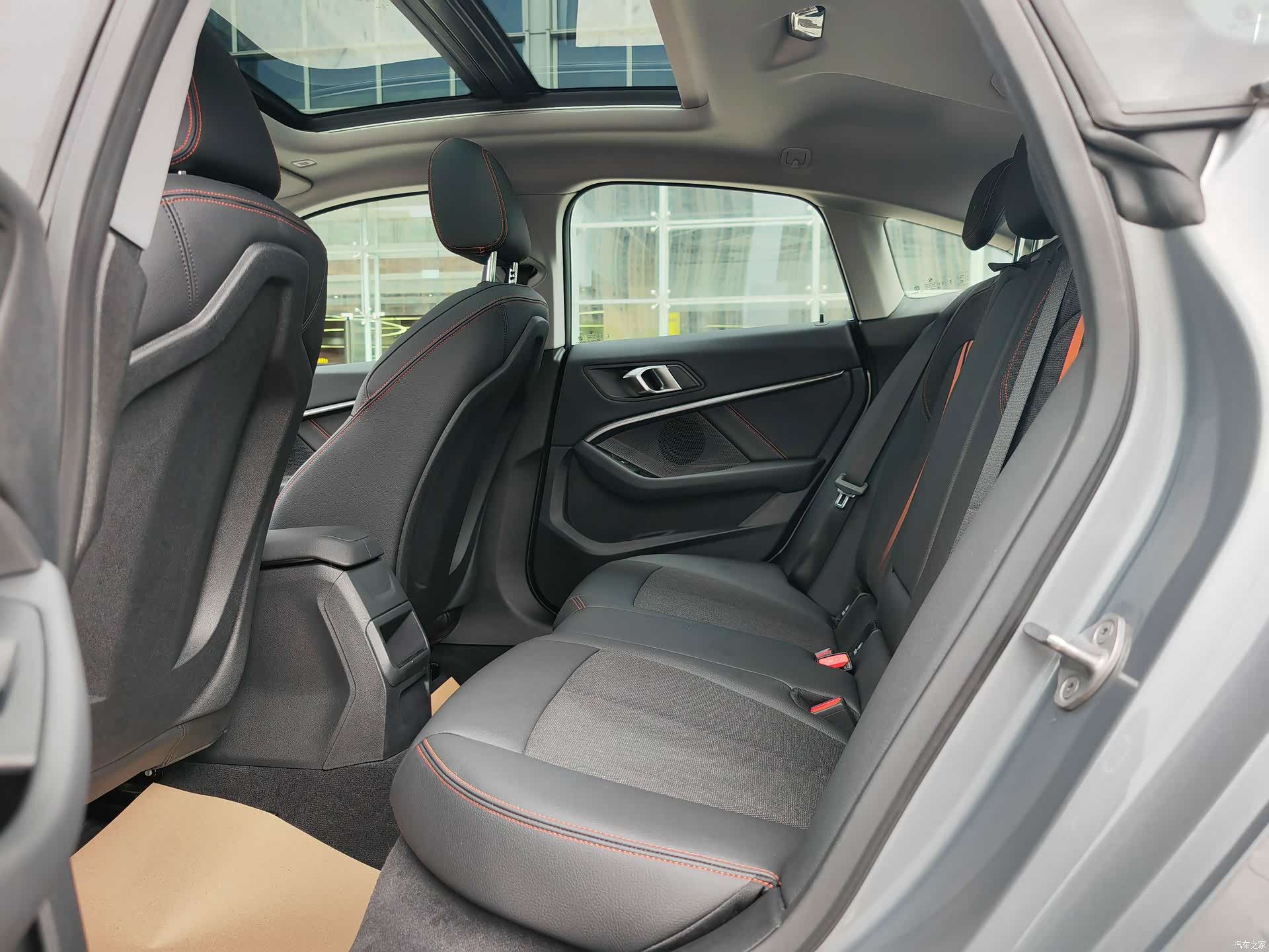 BMW 2 Series, 2024 7