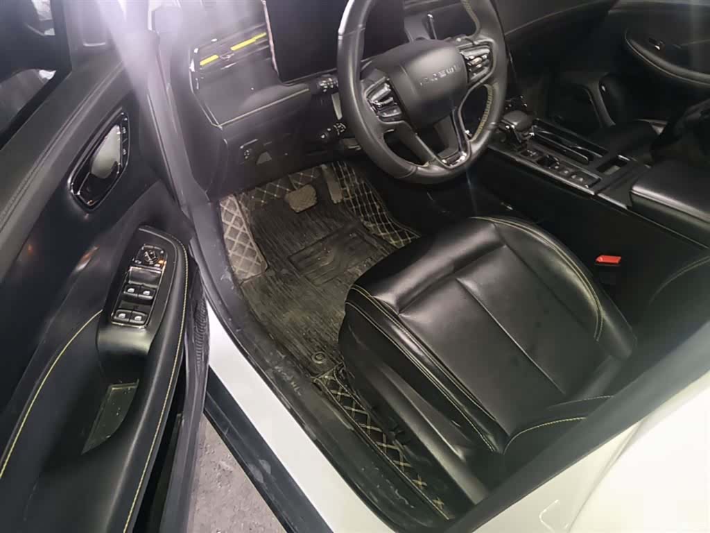 Roewe RX5, 2022 16