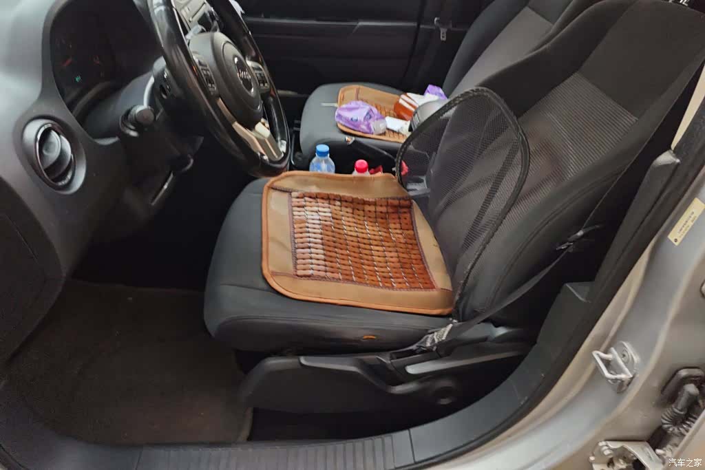 Jeep Compass, 2011 9