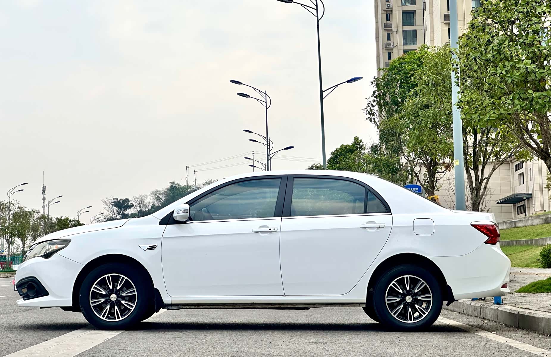 BYD F3, 2017 7