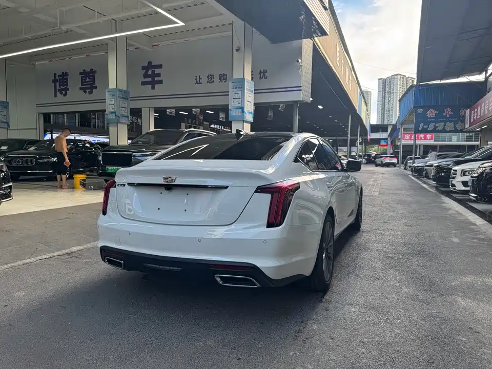 Cadillac CT5