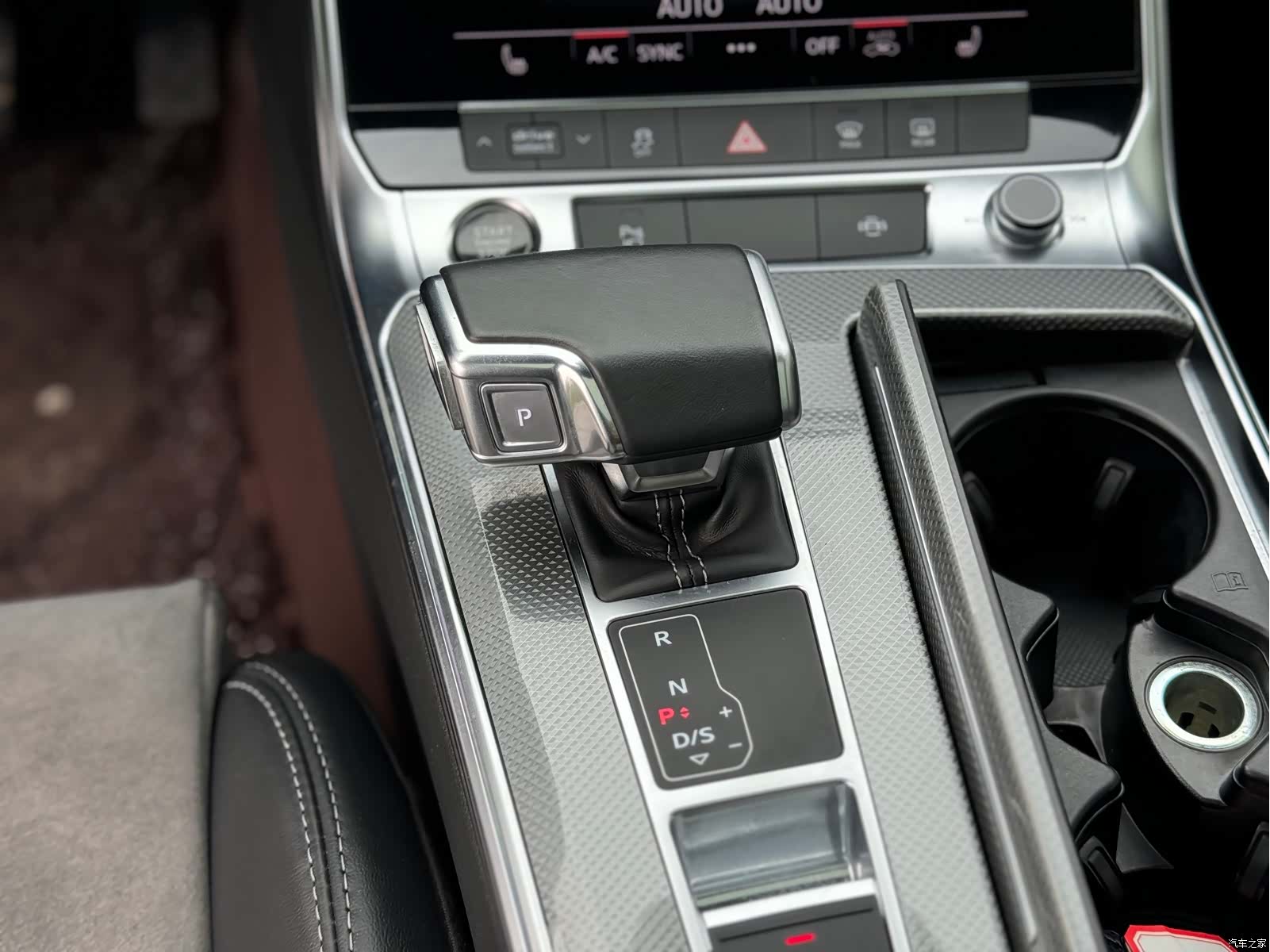Audi A6L, 2022 8