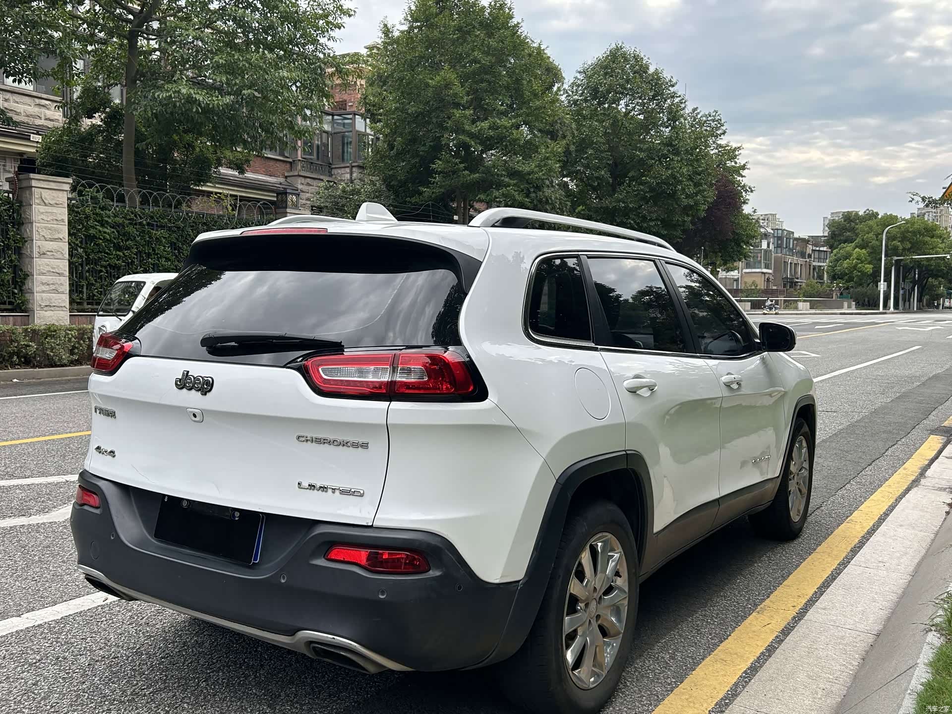 Jeep Cherokee, 2016 6