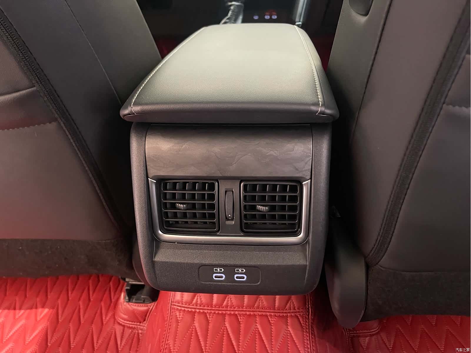 Toyota Camry, 2024 19