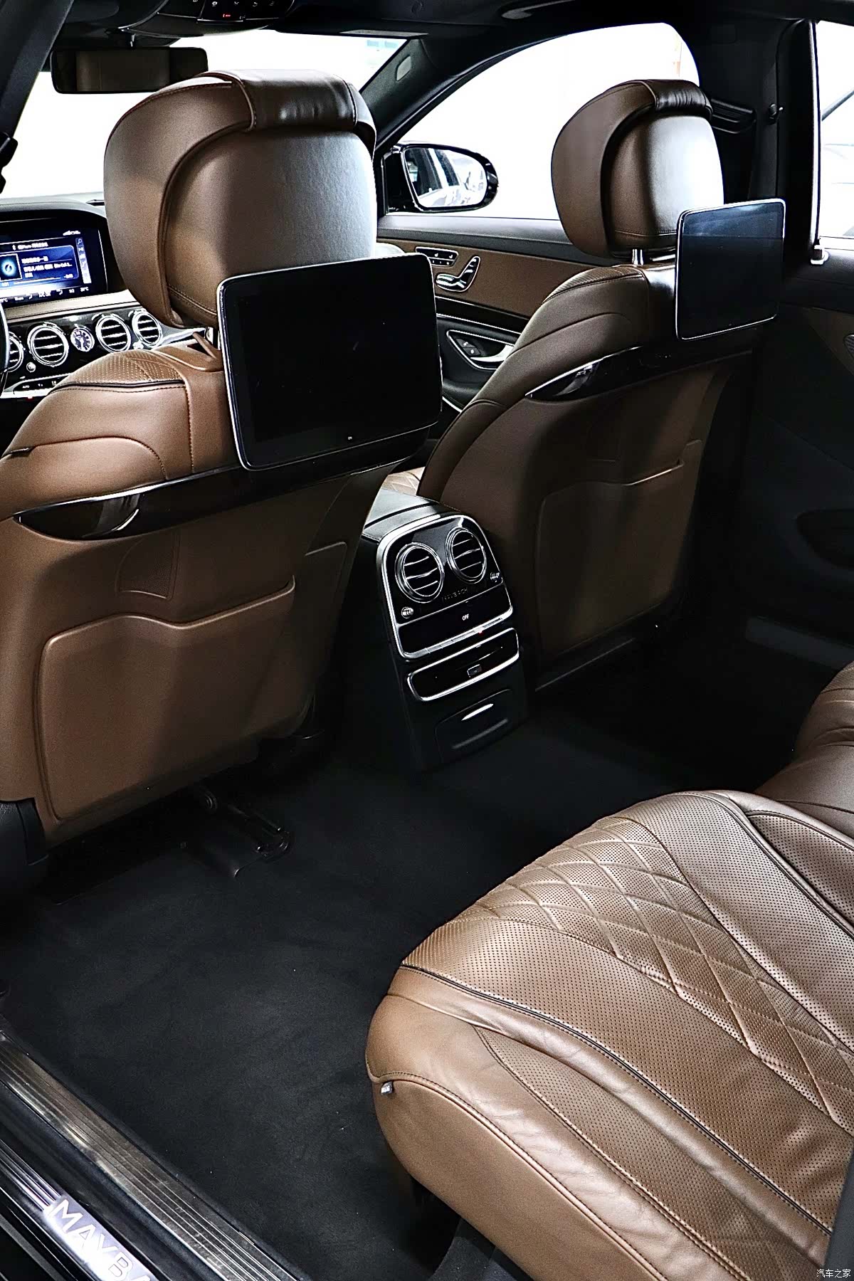 Maybach S-Class, 2019 13