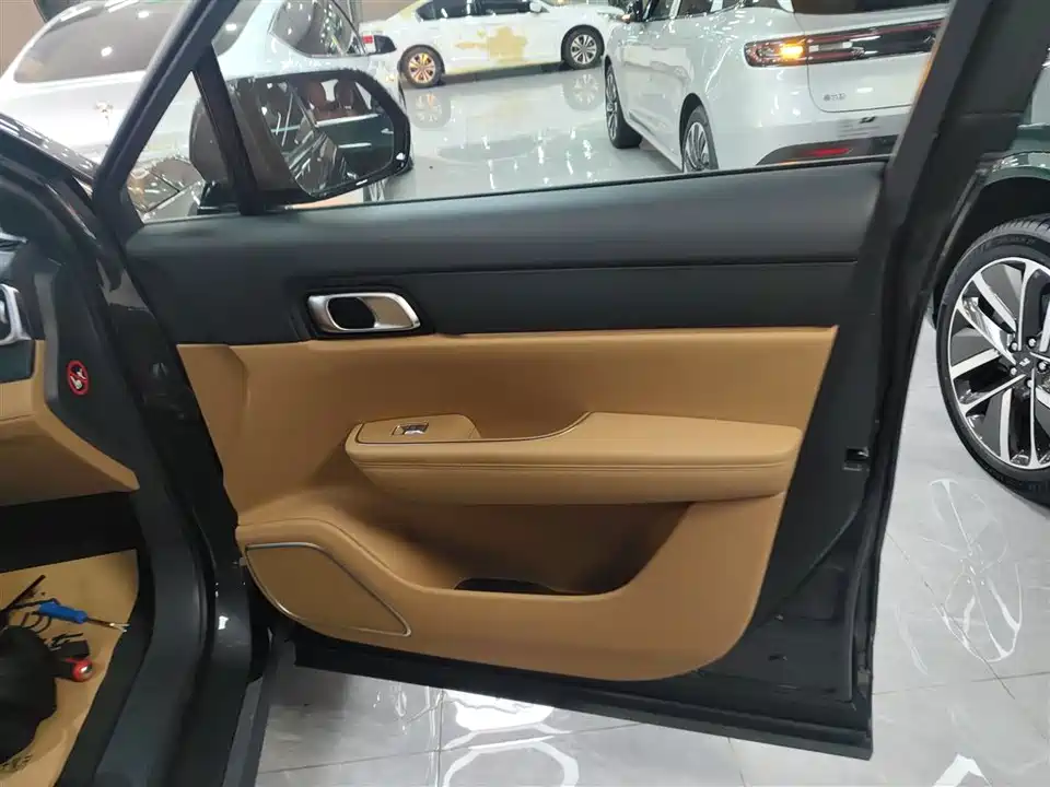 Li Auto Ideal ONE
