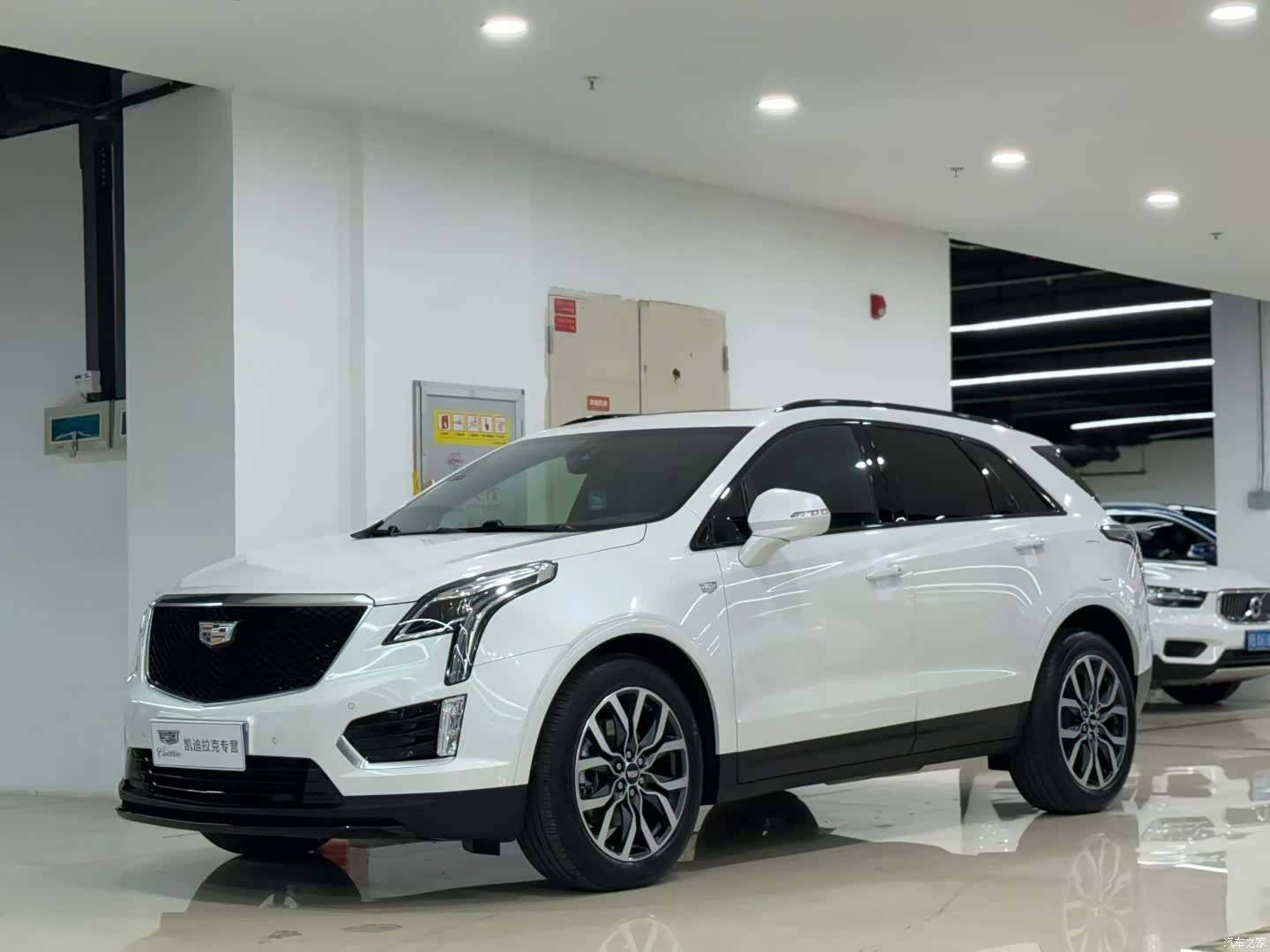 Cadillac XT5, 2023 1