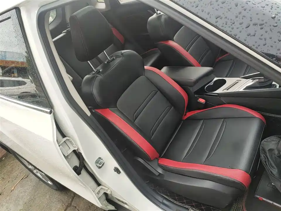Venucia T60 Venucia T60