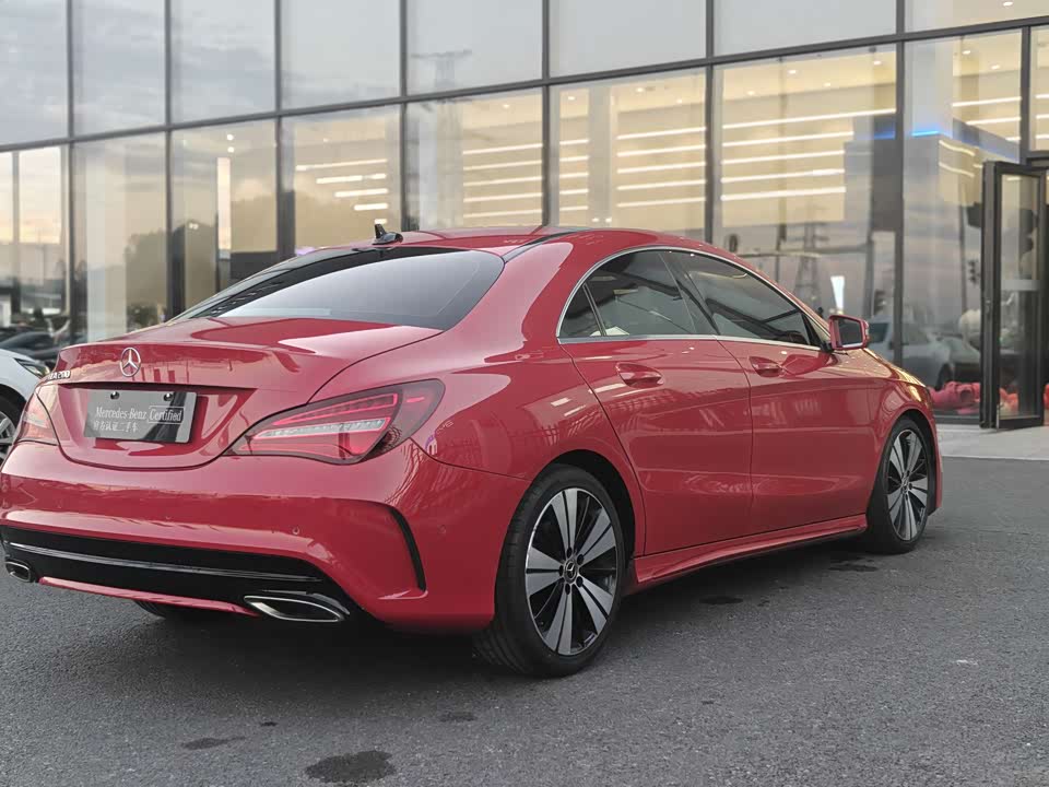 Mercedes-Benz CLA