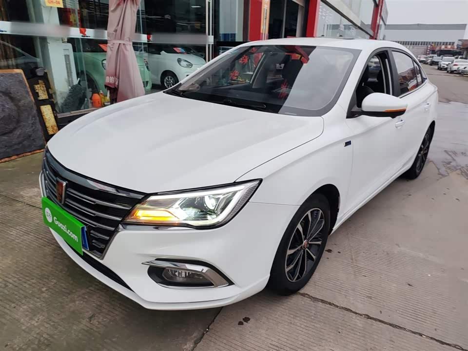 Roewe i5