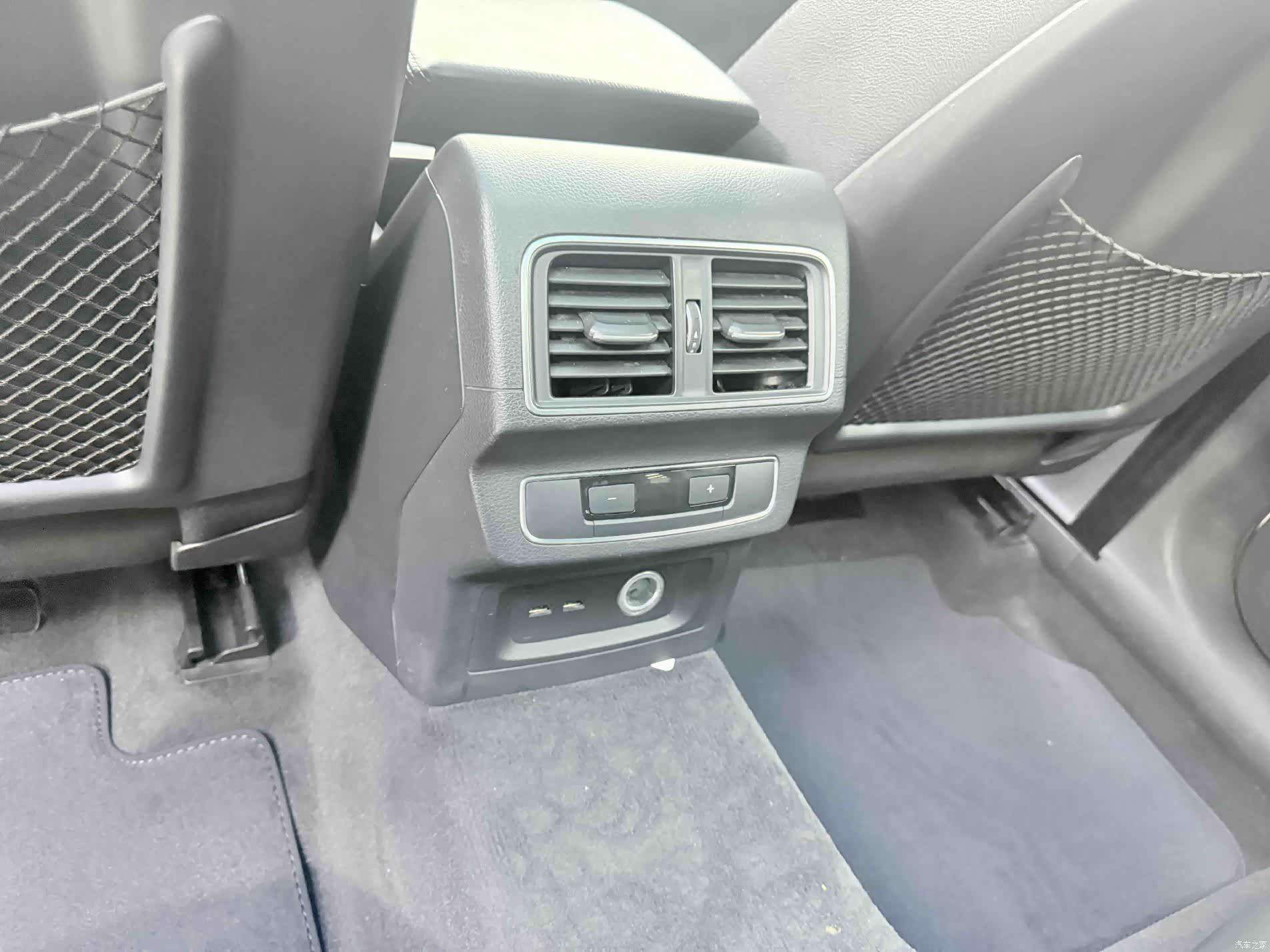 Audi Q5L, 2020 10