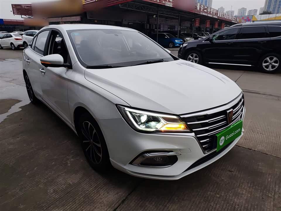 Roewe i5