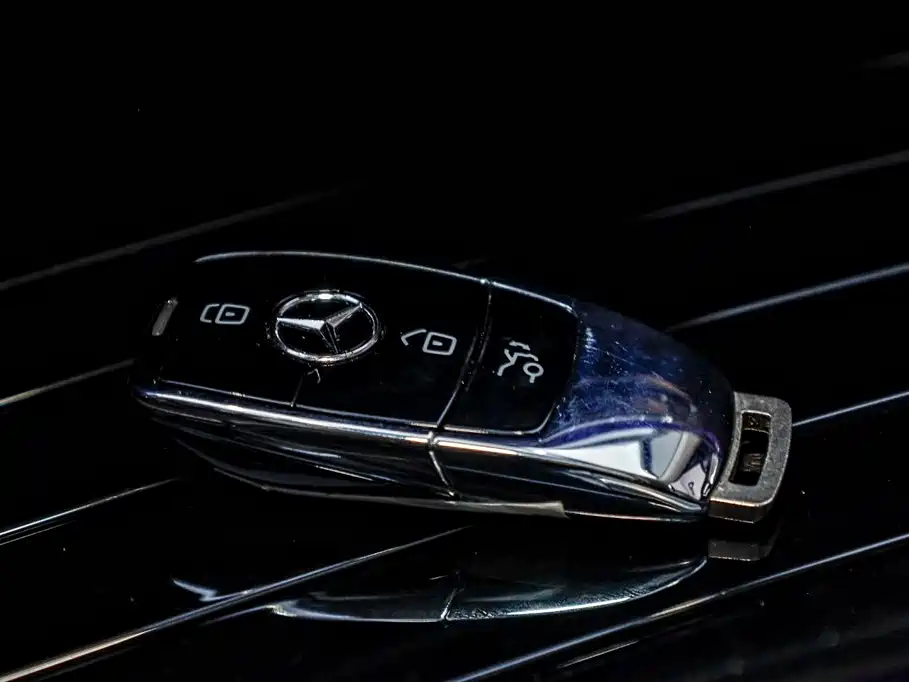 Mercedes-Benz GLS Mercedes-Benz GLS