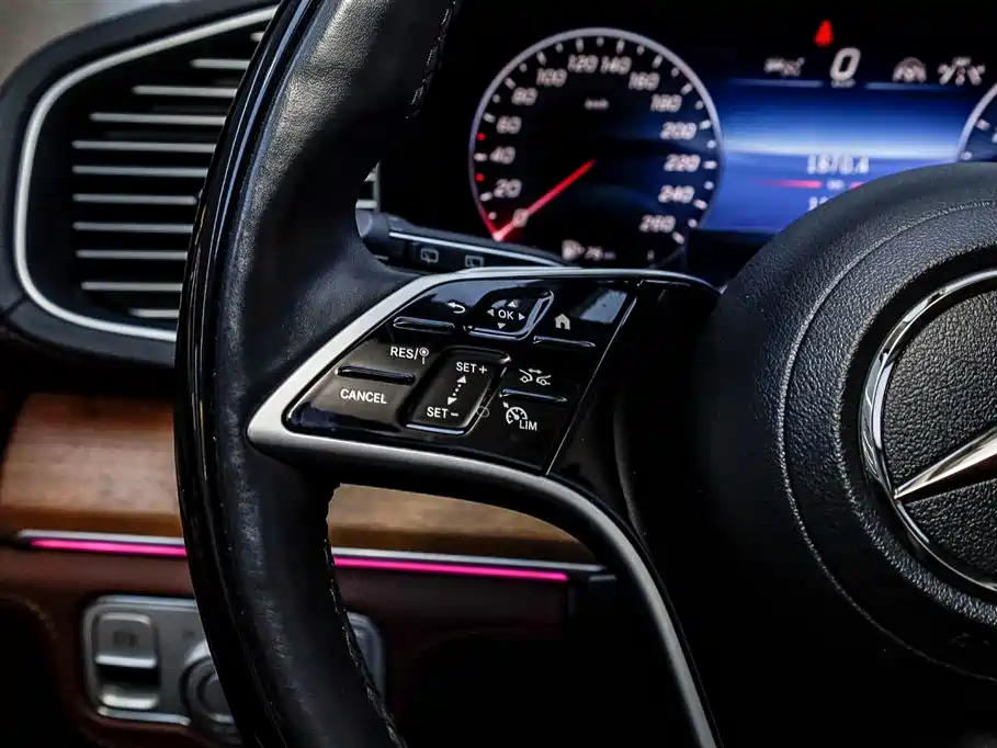 Mercedes-Benz GLS Mercedes-Benz GLS