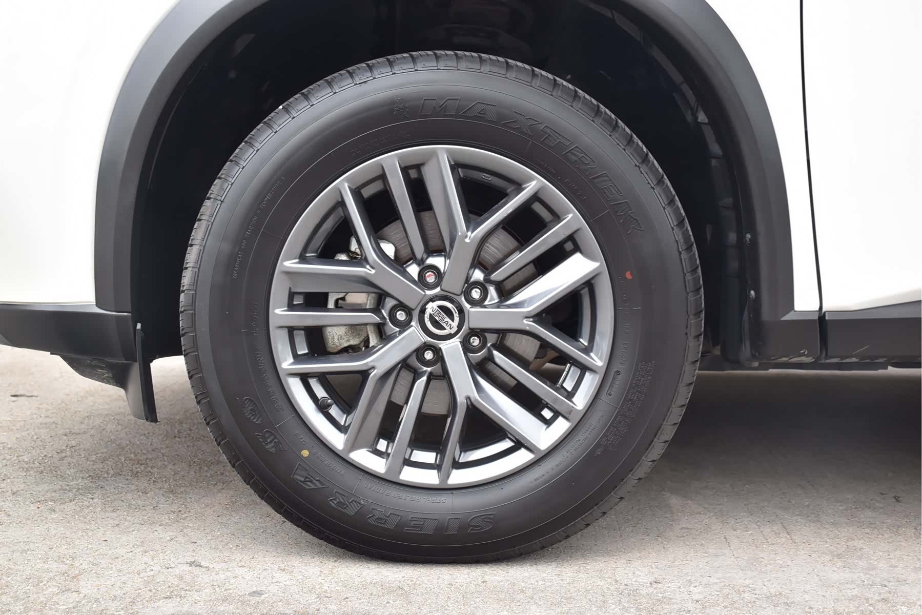 Nissan X-Trail, 2021 все фото